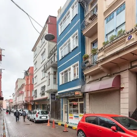 Historic Unique Town House Golden Horn Apartment